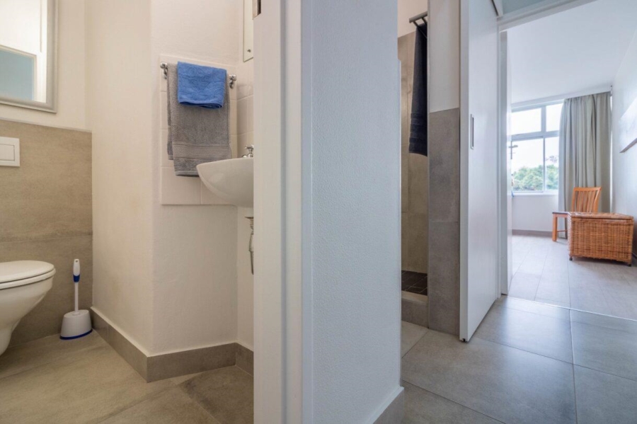 1 Bedroom Property for Sale in Green Point Western Cape